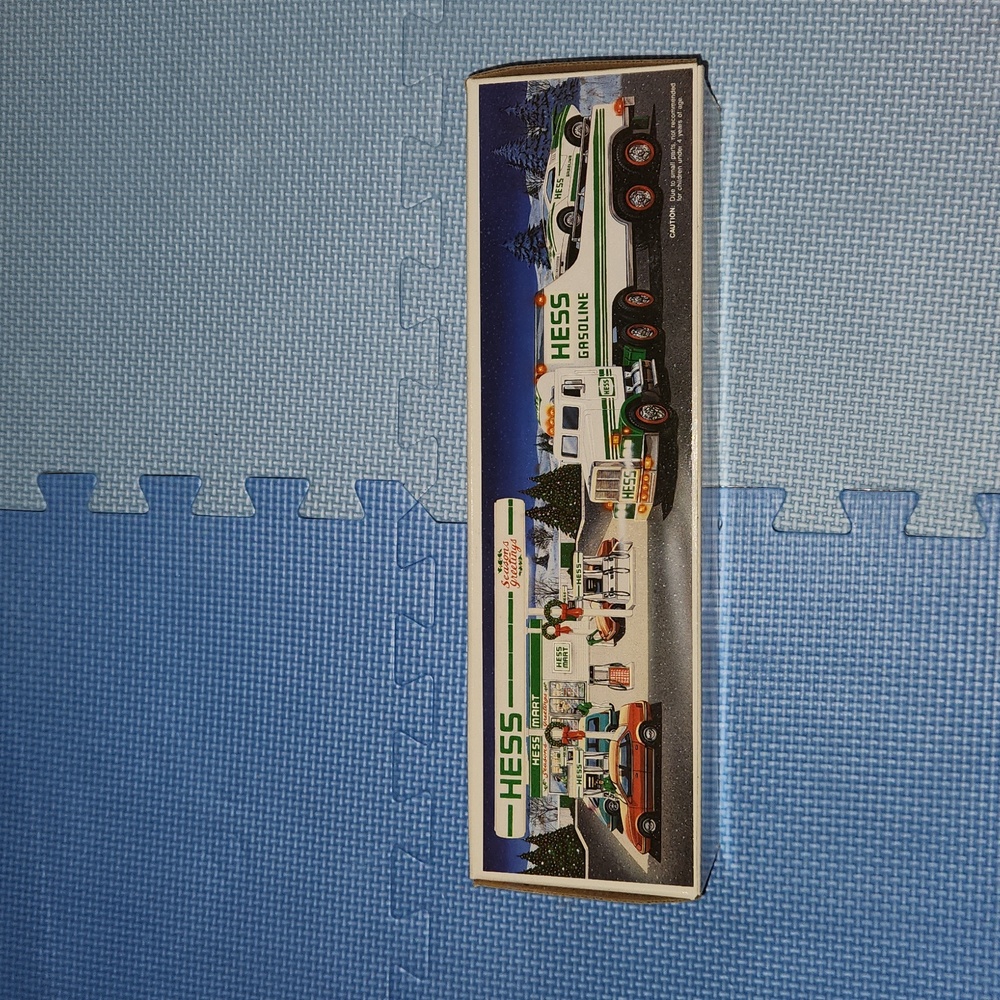 1991 HESS toy truck and racer, NIB